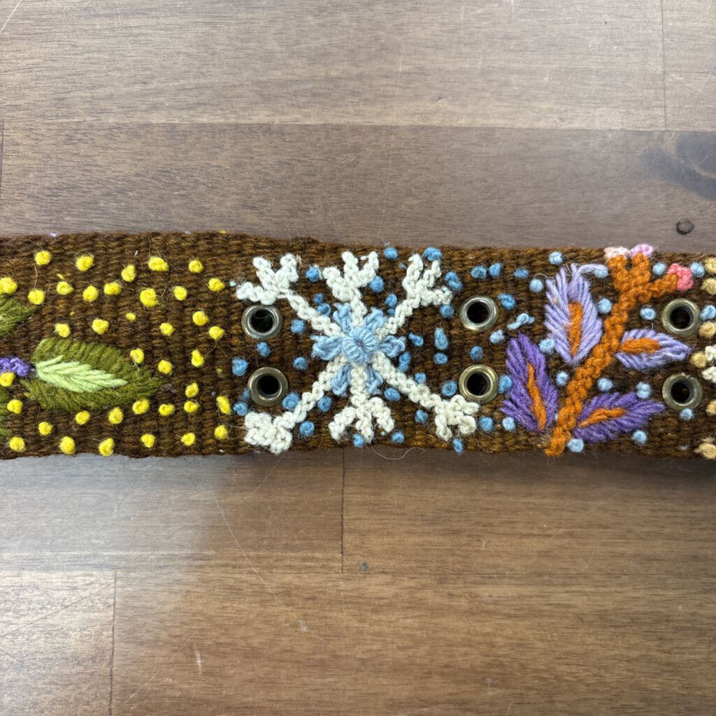 Jenny Kraus Brown/ Multi Woven Snowflake Belt Medium