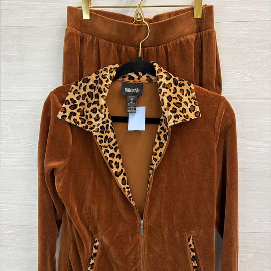 Vintage MetroStyle Brown Velour Leopard Trim Jacket/ Pants Set Small Tall