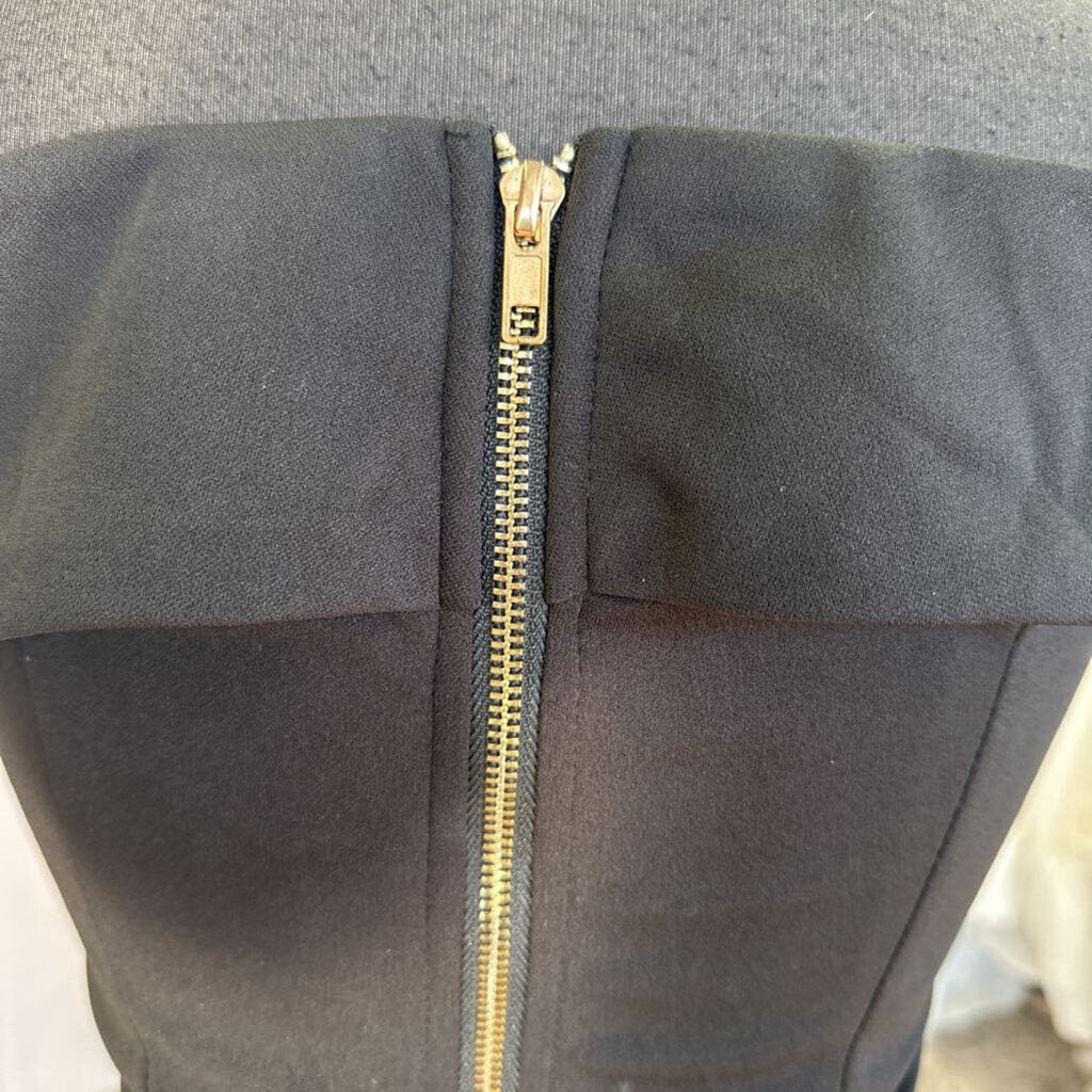 Showny Black Off Shoulder Fitted Long Formal Dress Medium