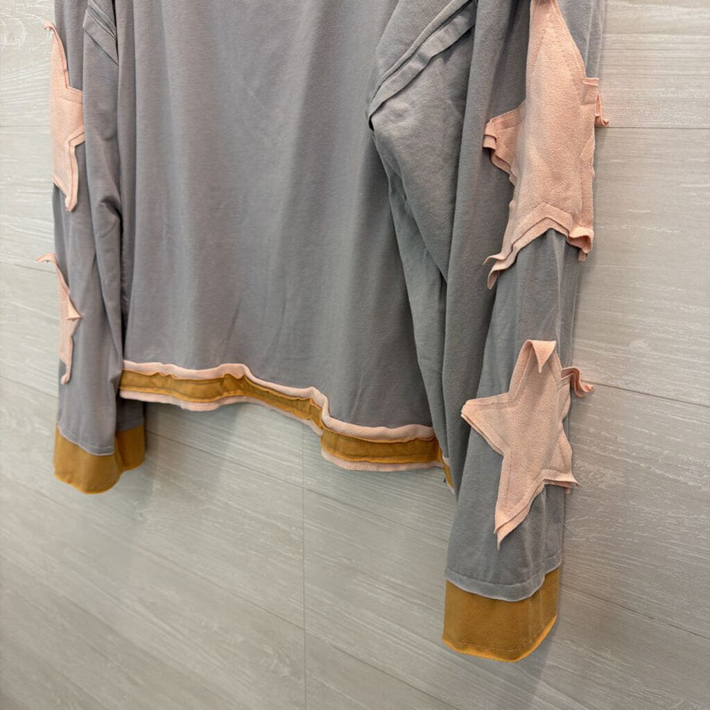 Natural Fiber Quality Grey/ Pink/ Brown Patchwork Star Sleeve Top Large