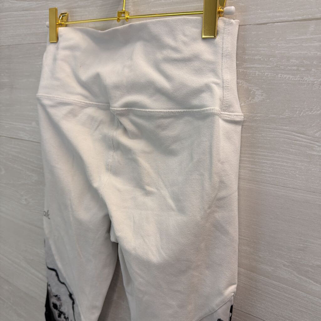 Alo White/ Black Ankle Print Leggings Medium