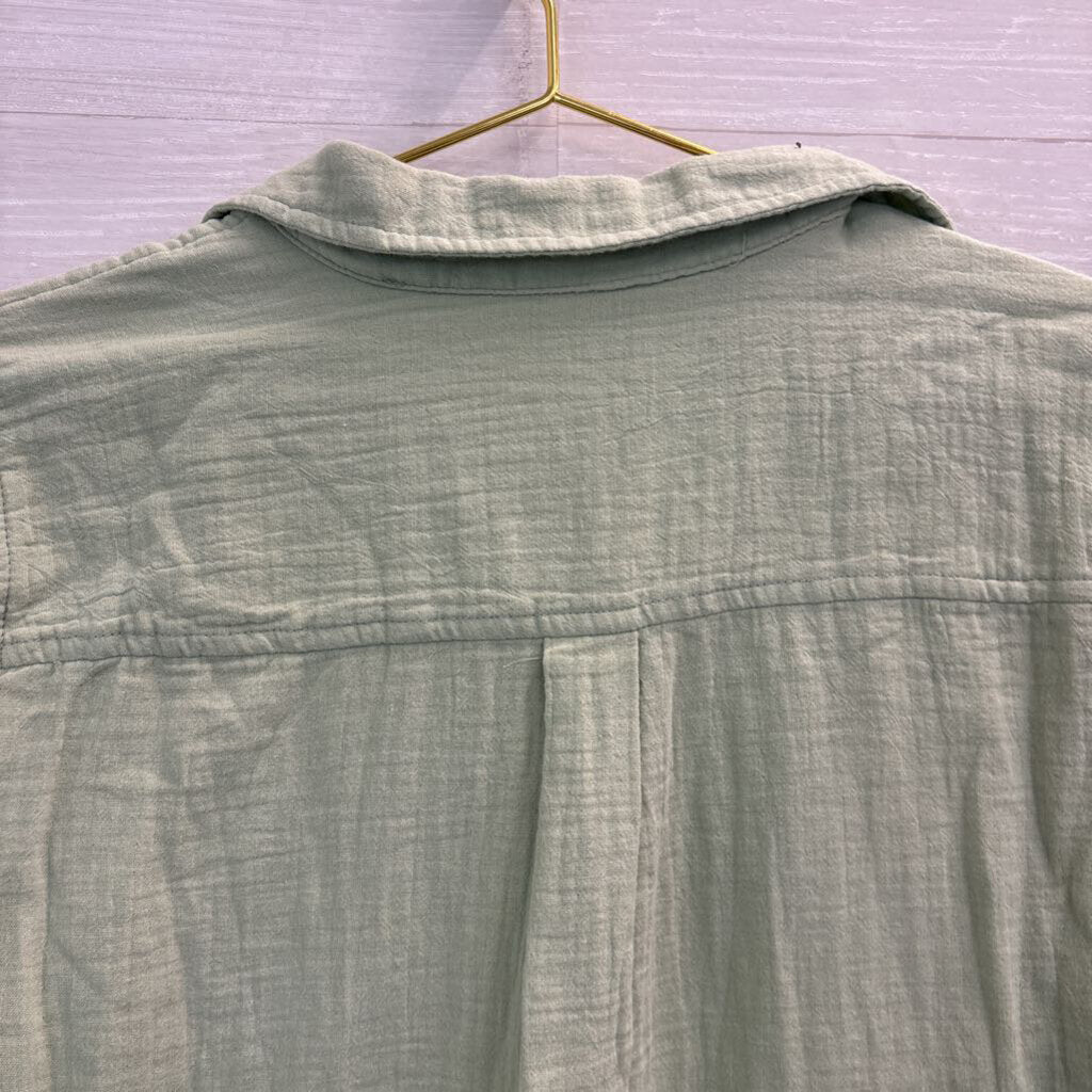 J Crew Green Long Sleeve Button Down Top Medium