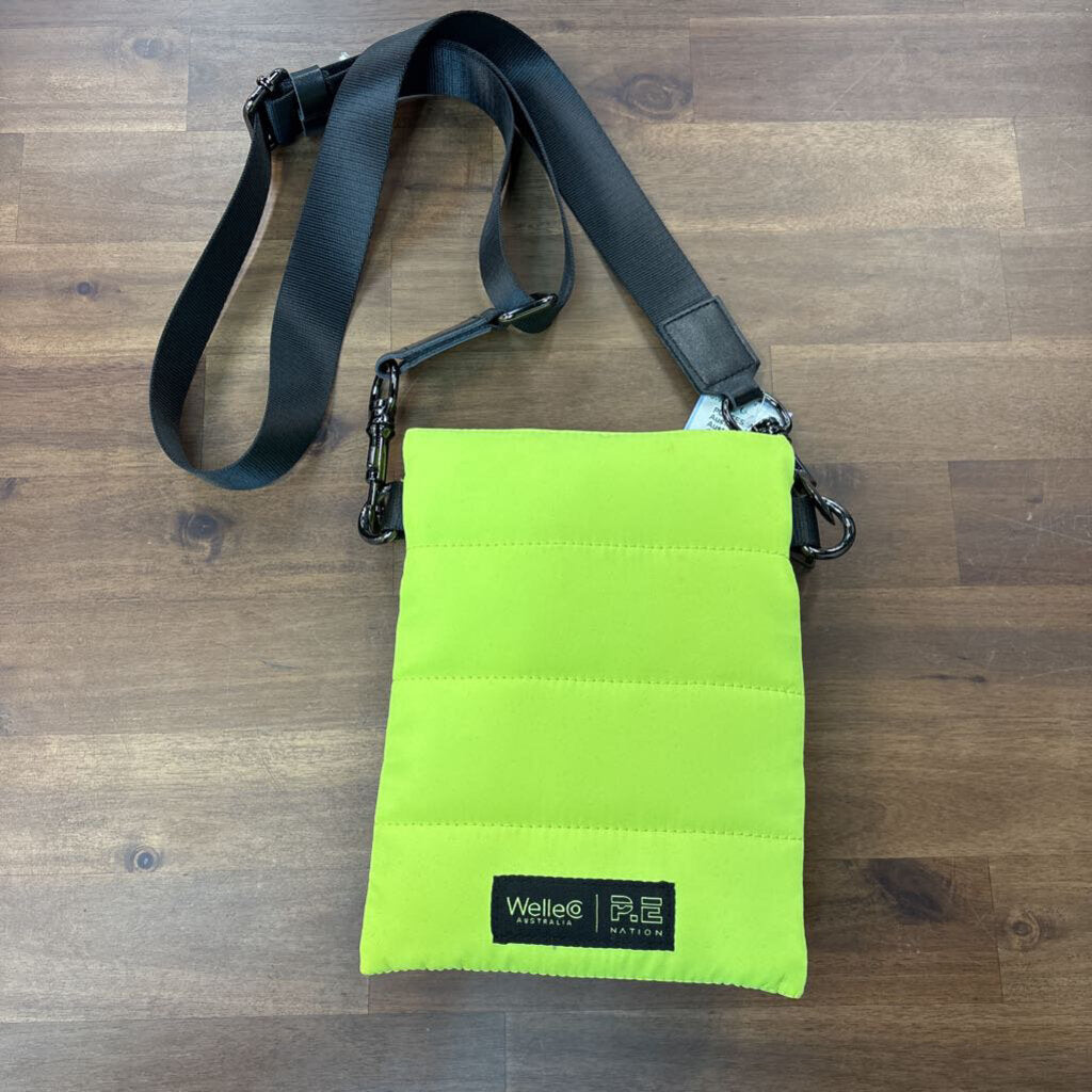 Welle Australia Neon Green Quilted Crossbody Purse