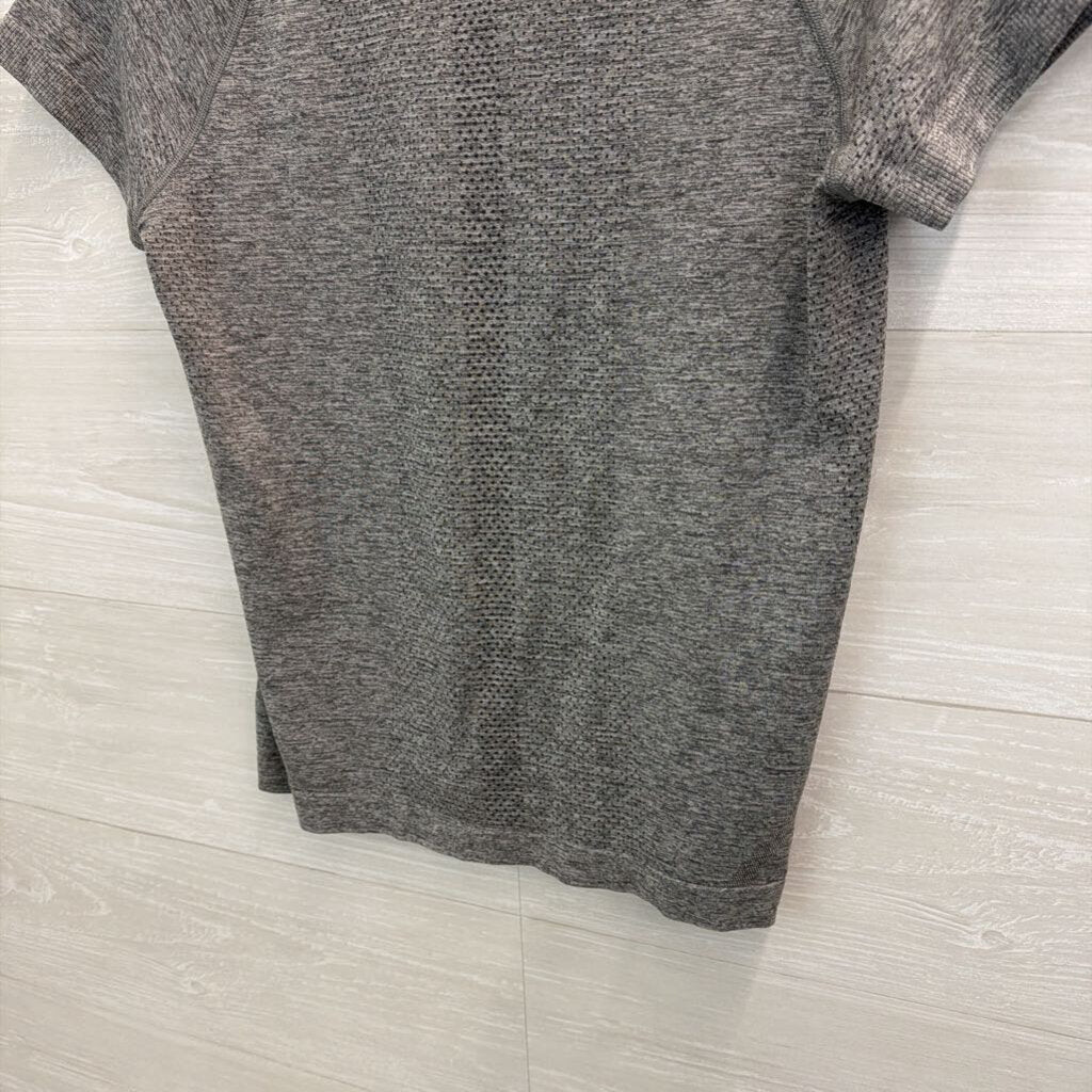 Lululemon Short Sleeve Athletic Top 8