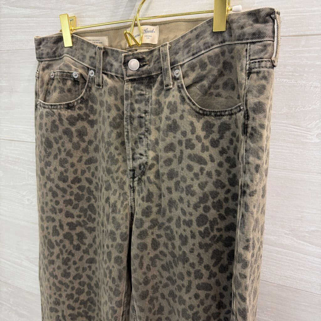 Universal Thread Mid Rise 90s Baggy Cheetah Print Jeans 6