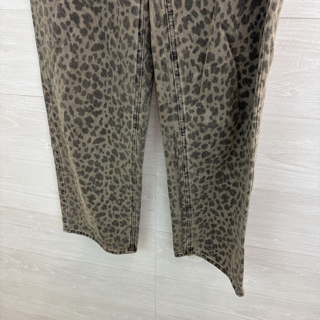 Universal Thread Mid Rise 90s Baggy Cheetah Print Jeans 6