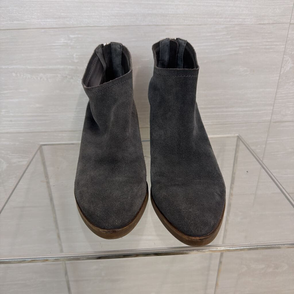 Dolce Vita Elisa Suede Booties 8.5