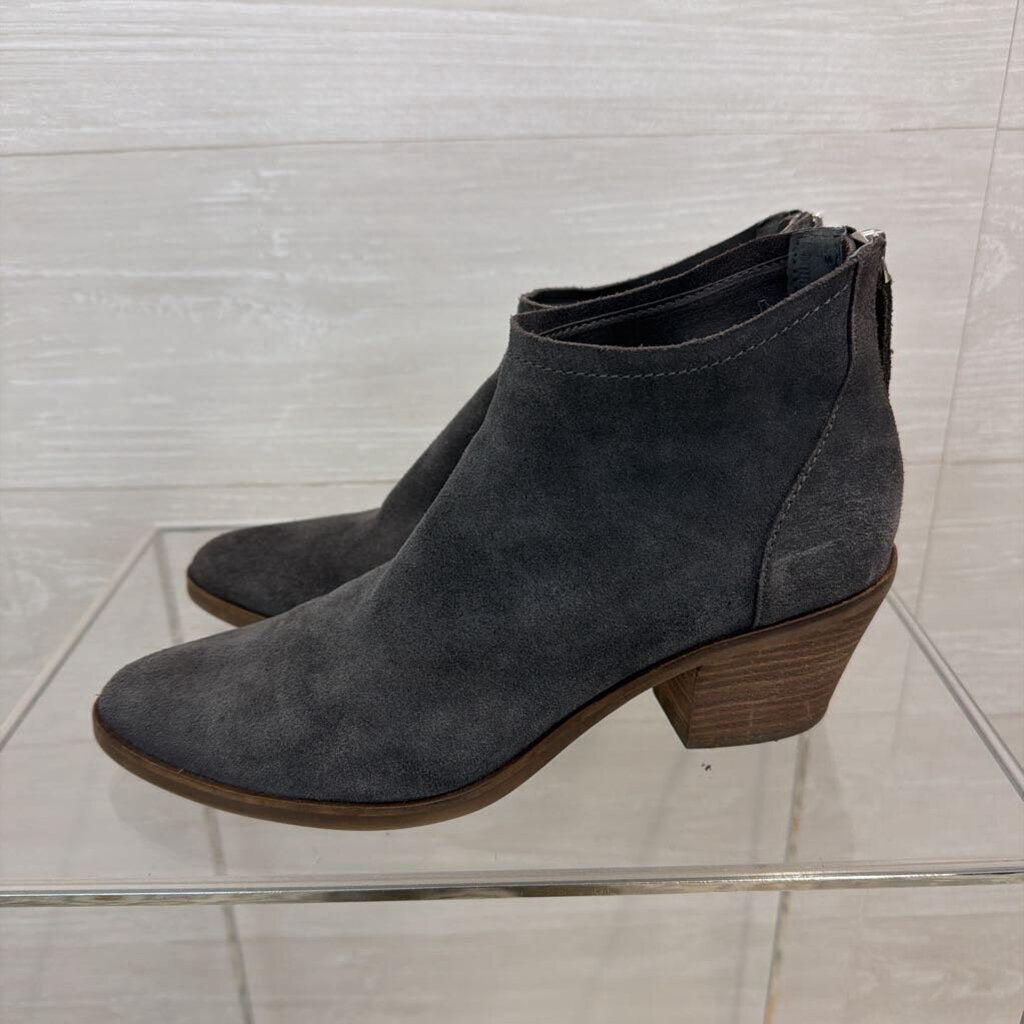 Dolce Vita Elisa Suede Booties 8.5