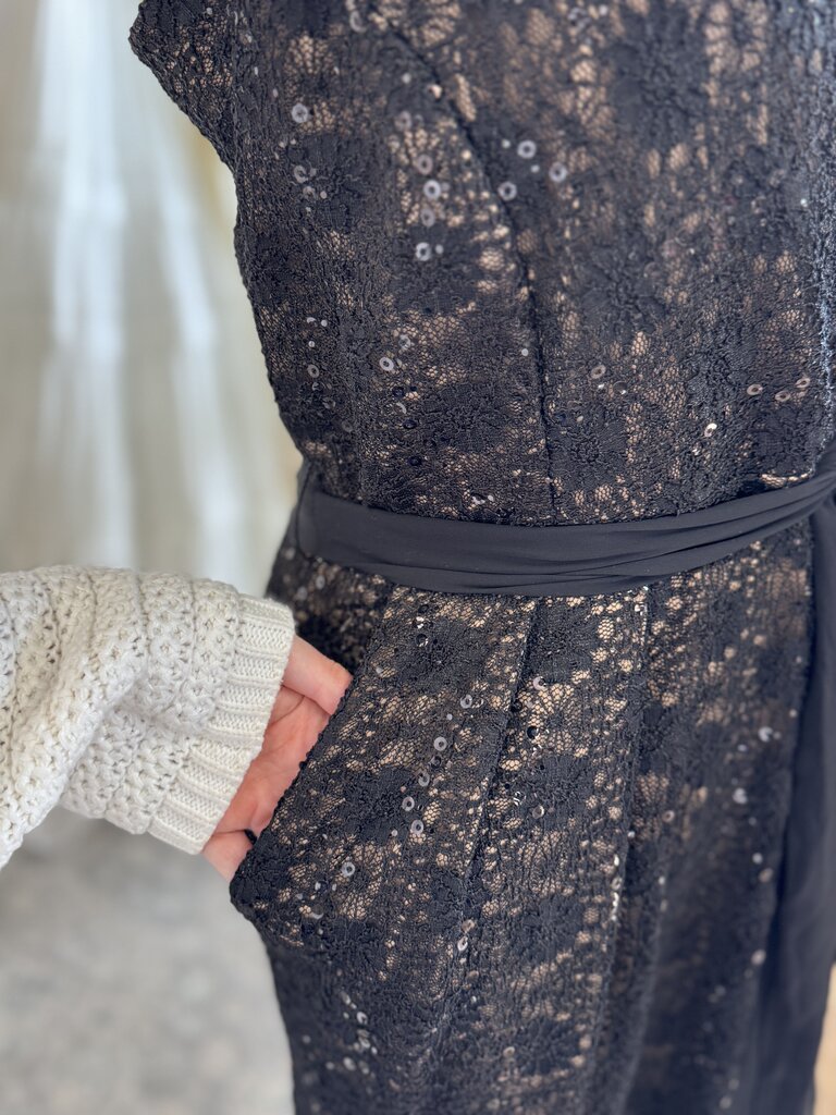 Alex Evenings Black/ Beige Sequin Lace Tie Waist Short Formal Dress 8