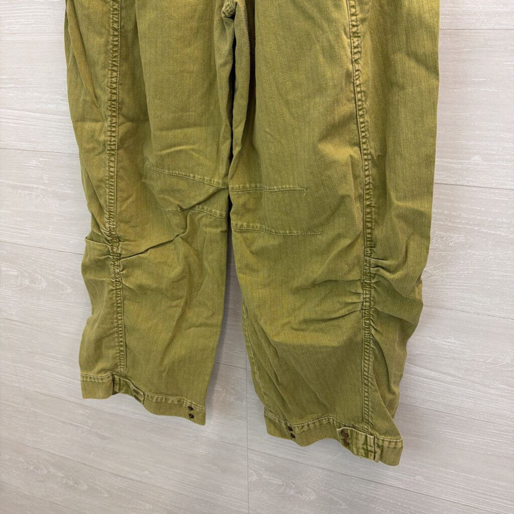 BDG Green Wide Leg Pants 8