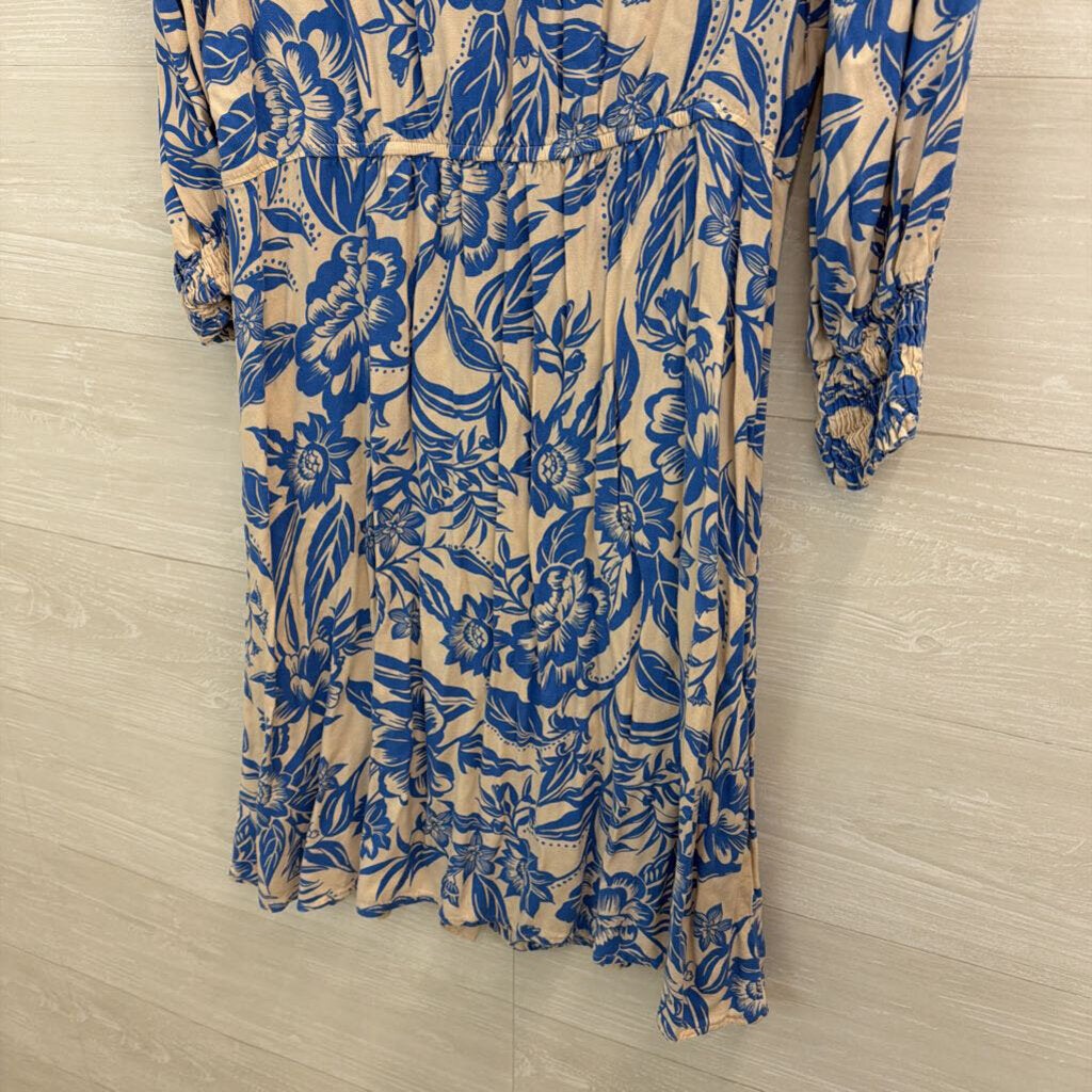 Cabi White/ Blue Print Long Sleeve Button Down Dress Small