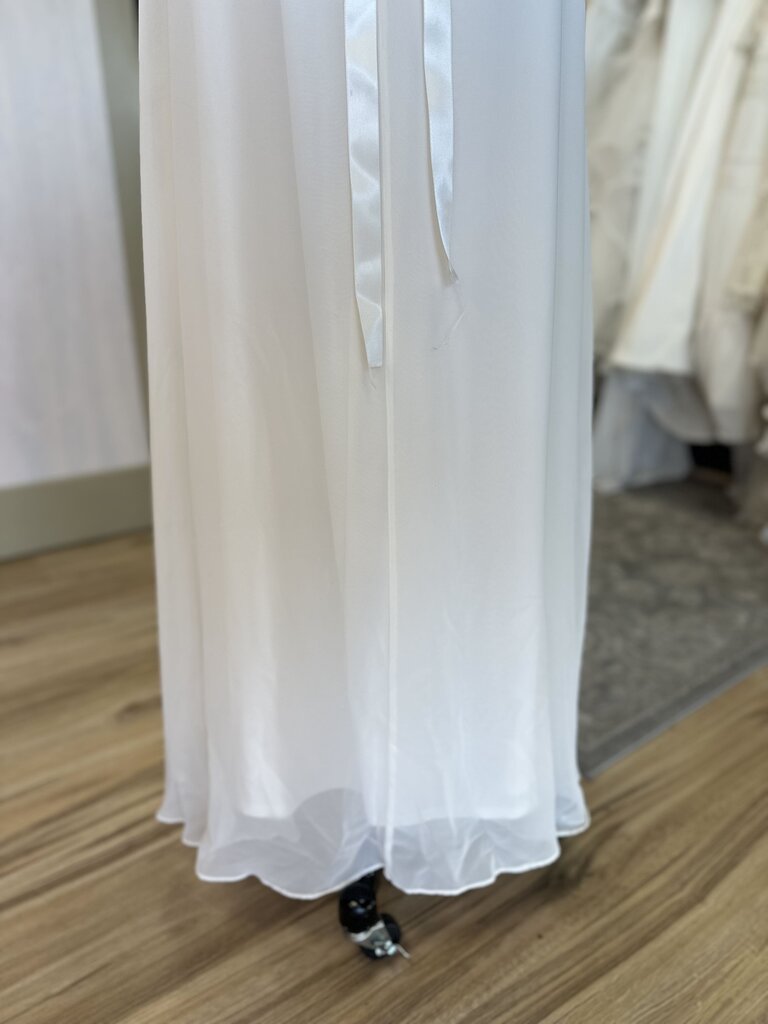 Dessy Collection Ivory Lace Short Sleeve Top Bridal Gown 14