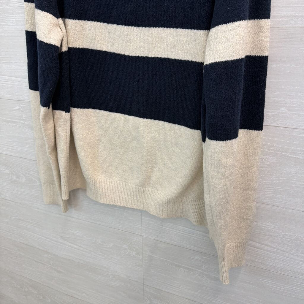 Banana Republic Cream/ Navy Striped Turtleneck Sweater Extra Large