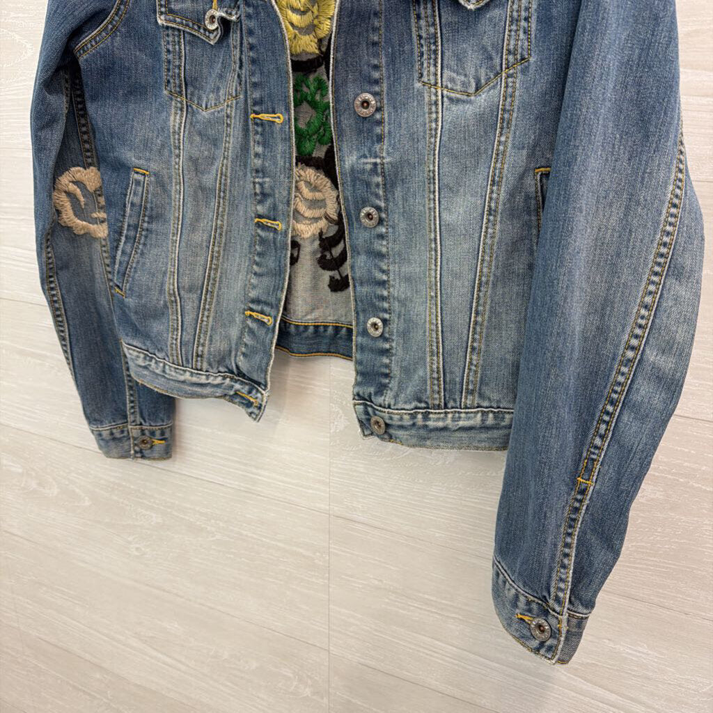 Lucky Brand Light Wash Embroidered Denim Jacket Medium