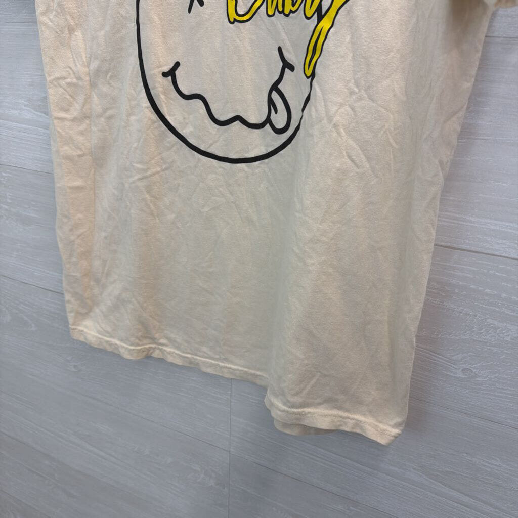 Comfort Colors Beige Nineties Baby Short Sleeve Graphic Tee Medium