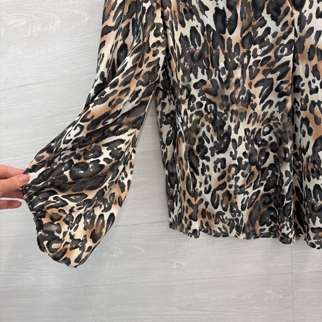 Jodifl Brown/ Cream Leopard Print Silky Long Sleeve Button Down Top Medium