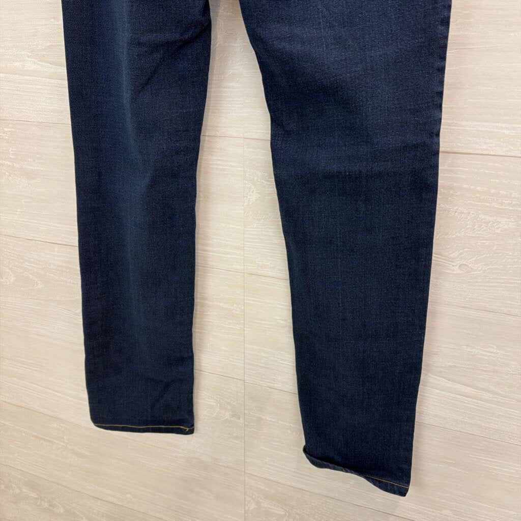 Levi Dark Wash 712 Slim Jeans 28
