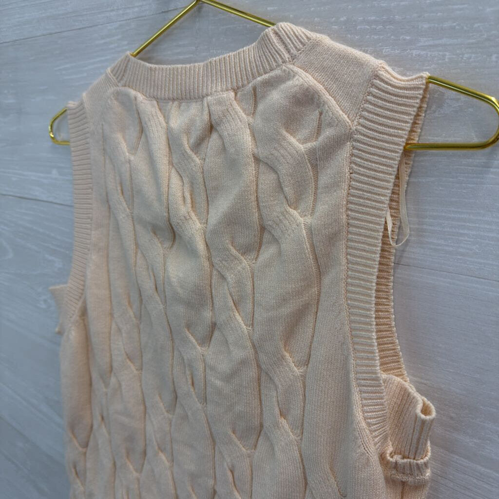 Cream Cable Knit Button Down Sleeveless Sweater Medium