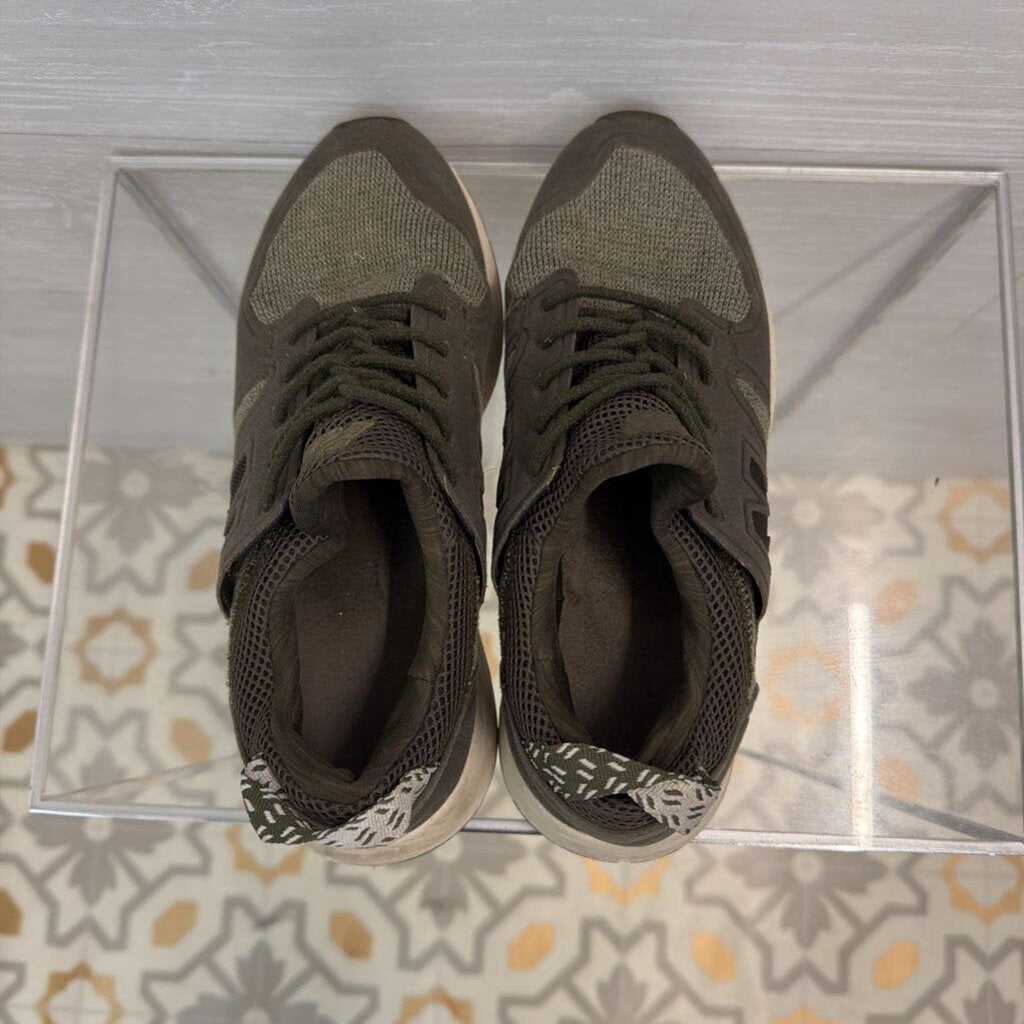 New Balance Green 420 Sneakers 7