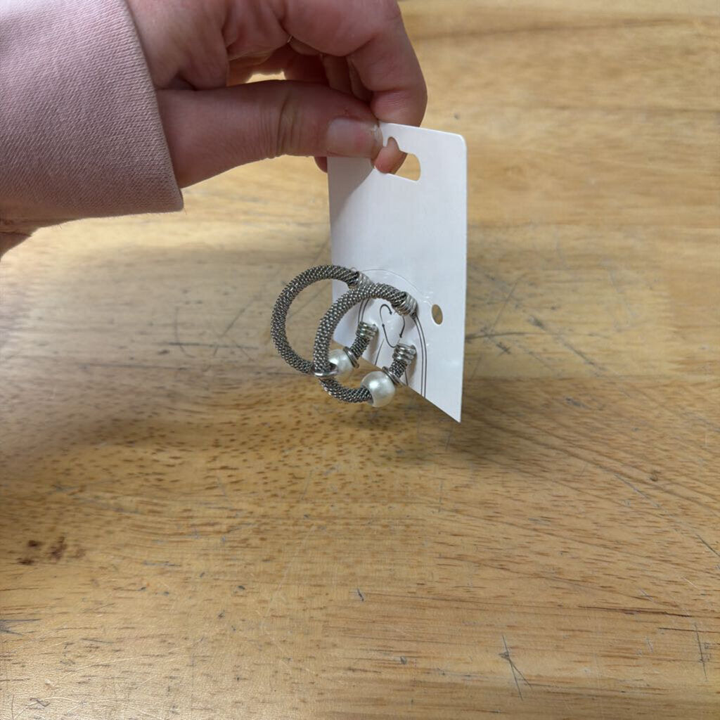 Silver/ Pearl Detail Hoop Earrings