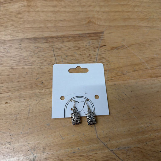 Silver Swirl Rectangle Dainty Drop Earrings