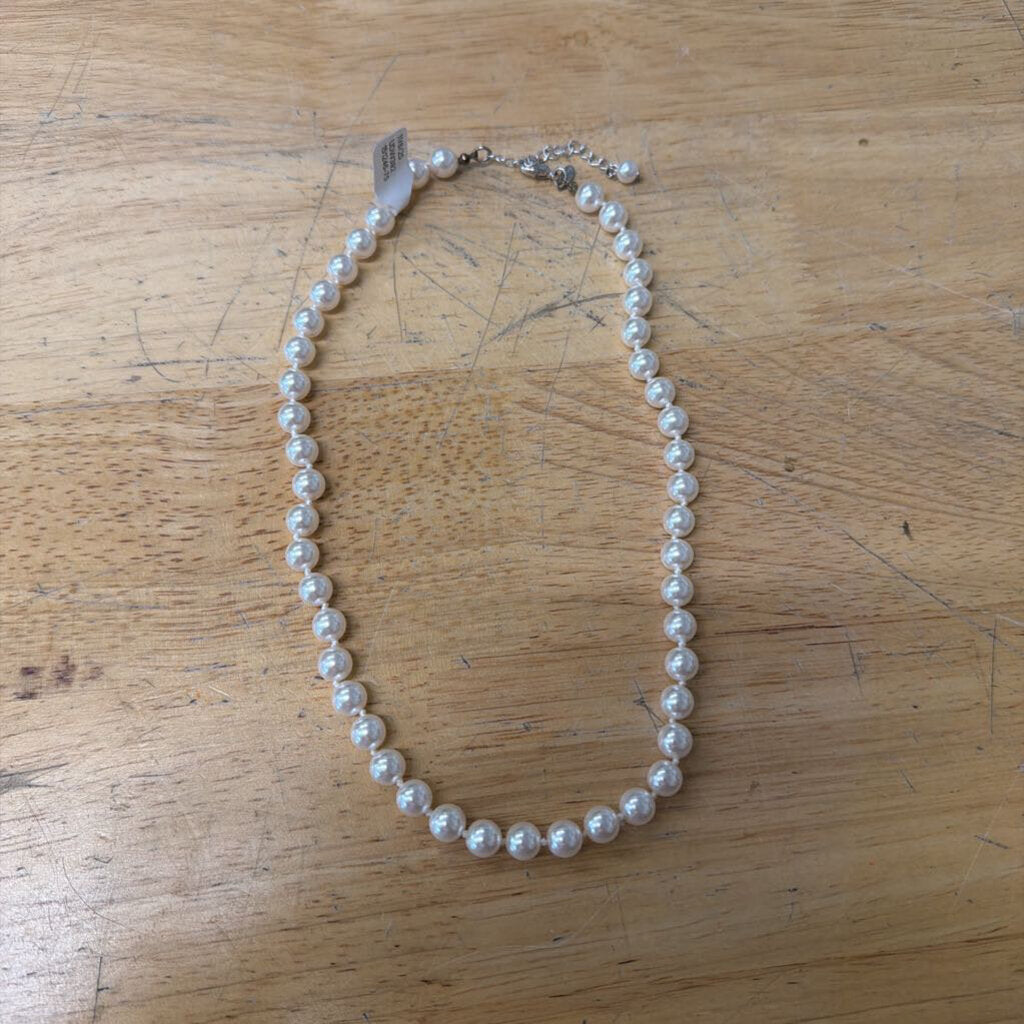 White Pearl Strand Necklace