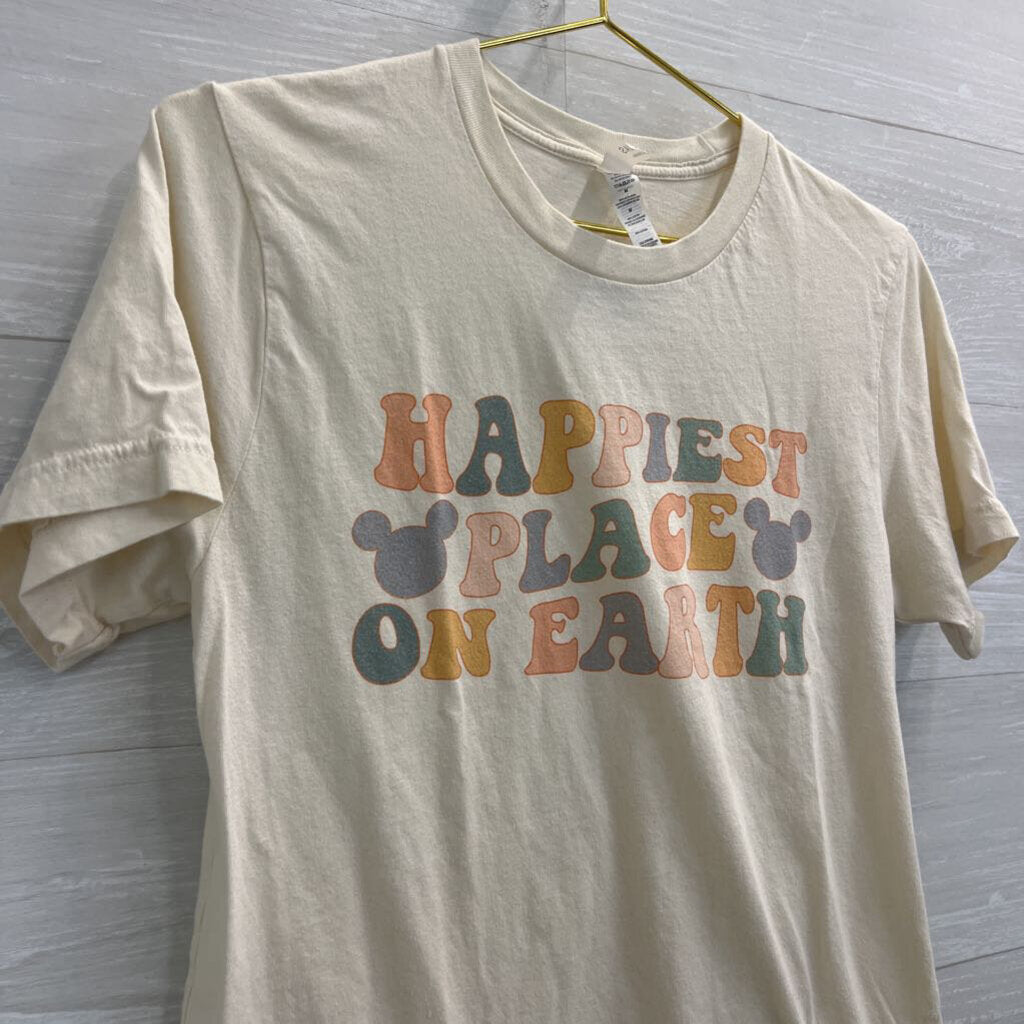 Happiest Place on Earth T-shirt Cream Medium