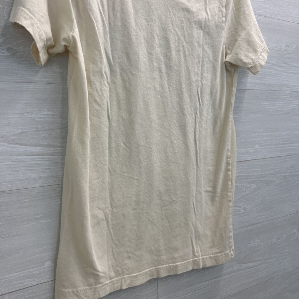 Happiest Place on Earth T-shirt Cream Medium