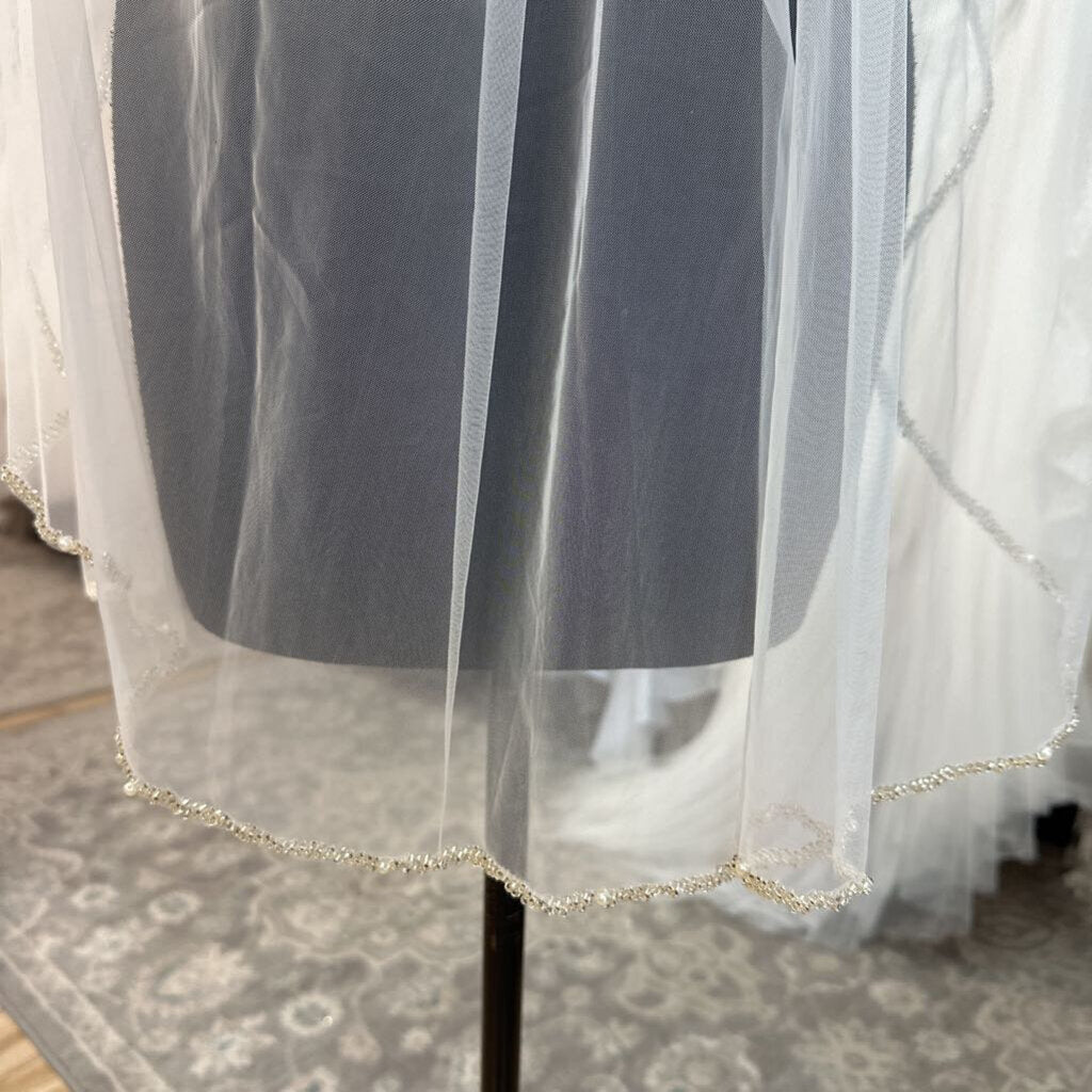 Ivory Beaded Edge Veil