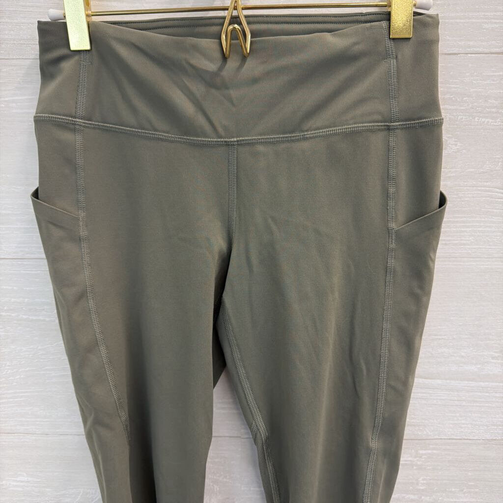 Lululemon Green Cropped Leggings 4