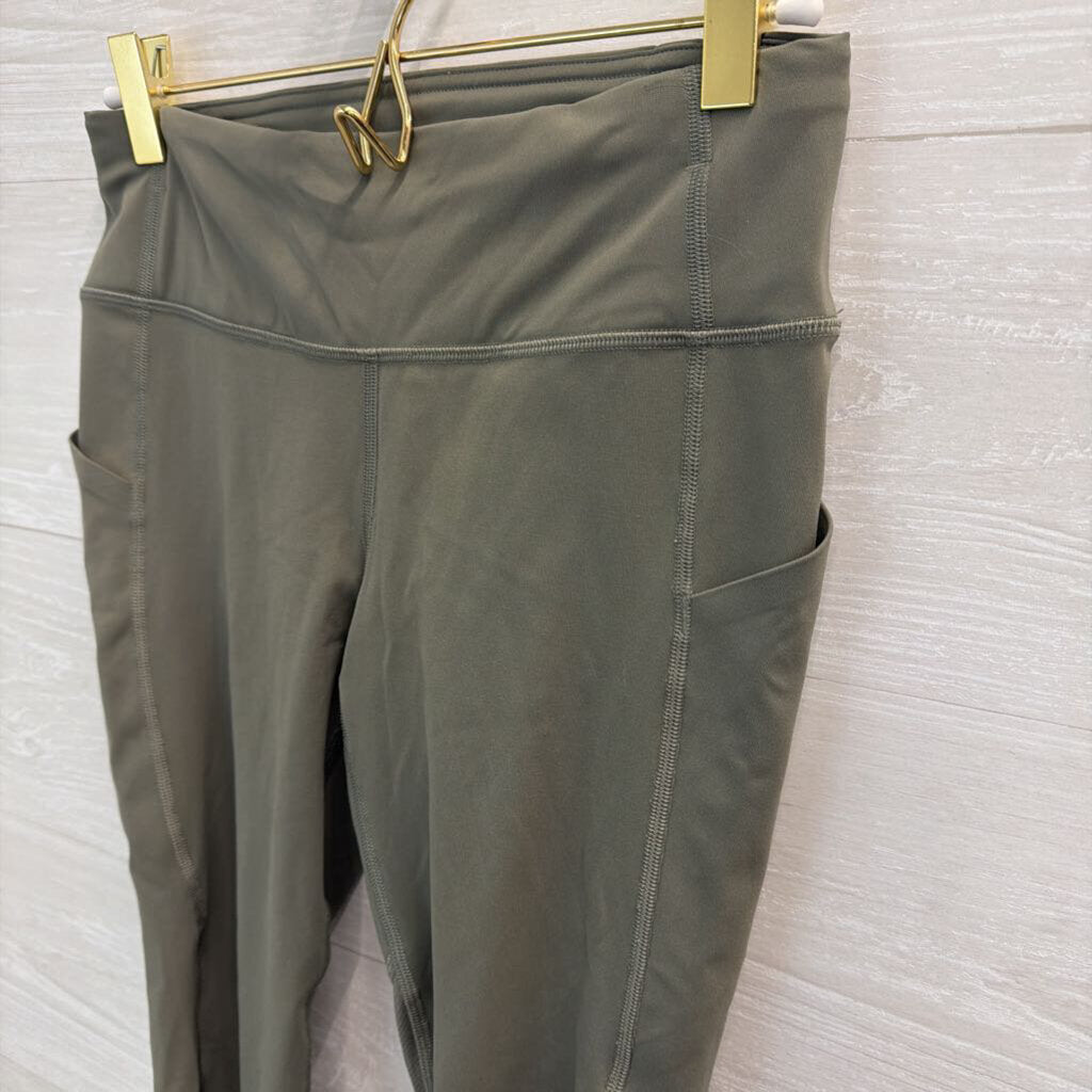 Lululemon Green Cropped Leggings 4