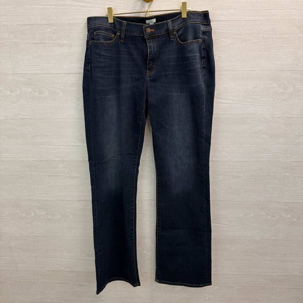 J Crew Dark Wash Straight Leg Jeans 33
