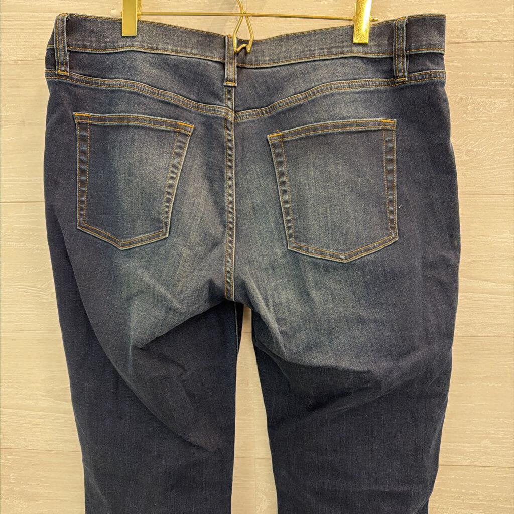 J Crew Dark Wash Straight Leg Jeans 33