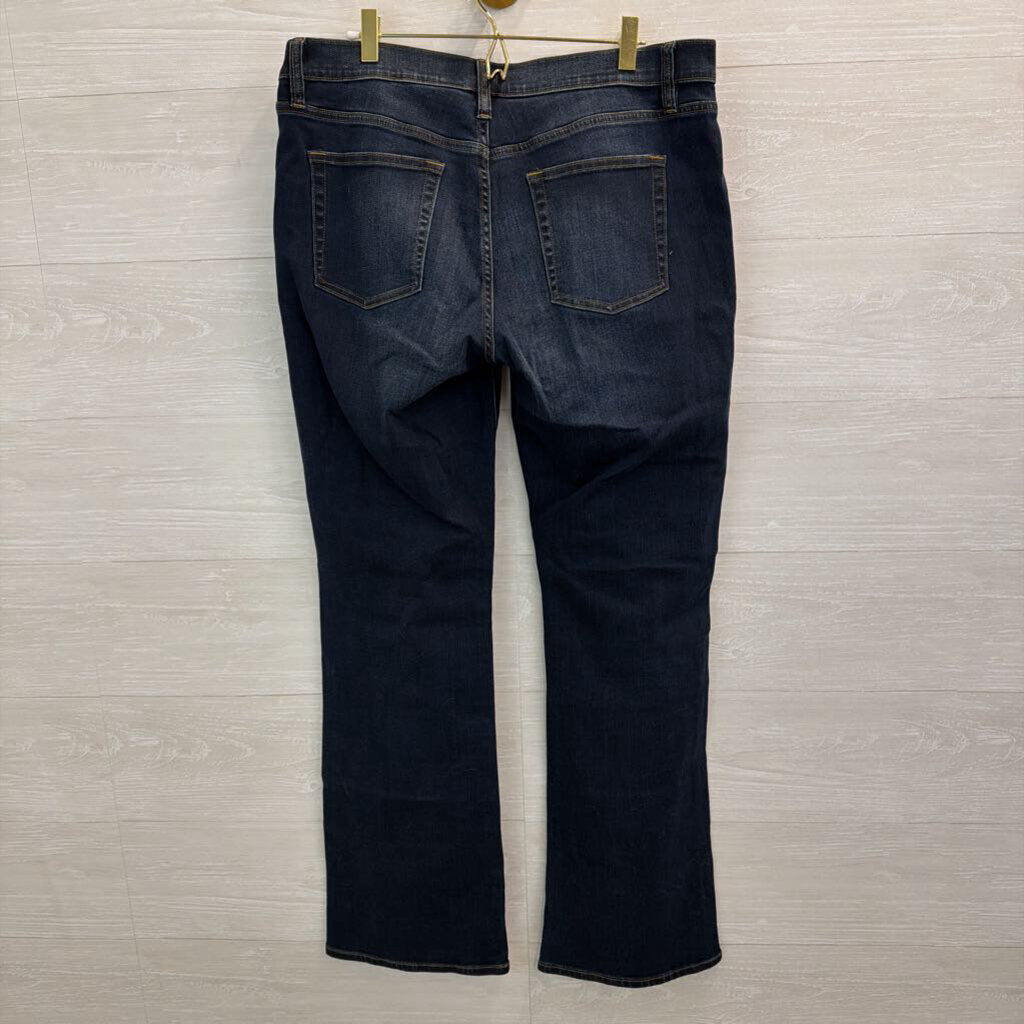 J Crew Dark Wash Straight Leg Jeans 33