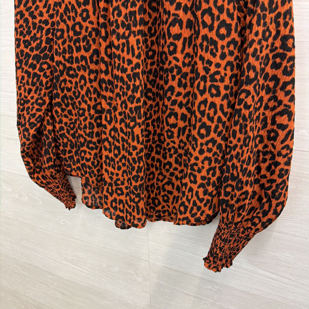 Loft Oragen/ Black Cheetah Print Long Sleeve Mock Neck Top Large