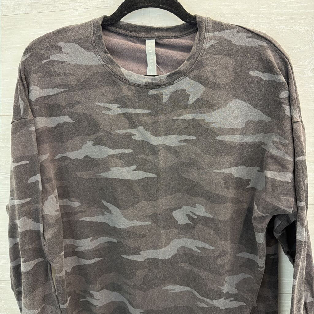 Athleta Grey Camo Print Long Sleeve Pullover Small
