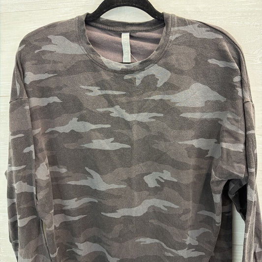 Athleta Grey Camo Print Long Sleeve Pullover Small