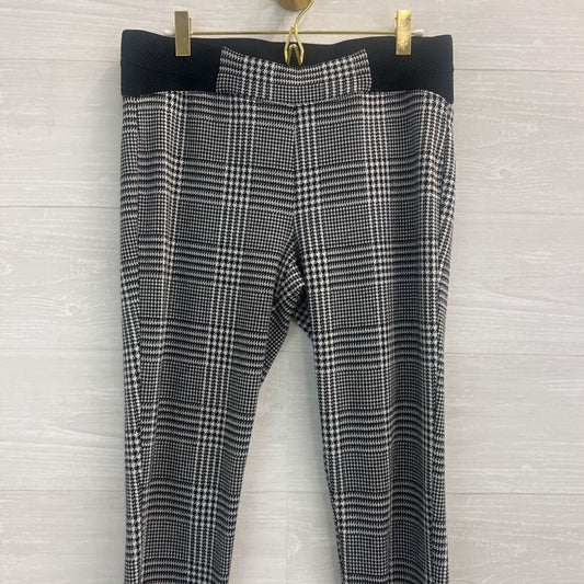 Boom Boom Jeans Black/White Houndstooth Pull on Pant Medium