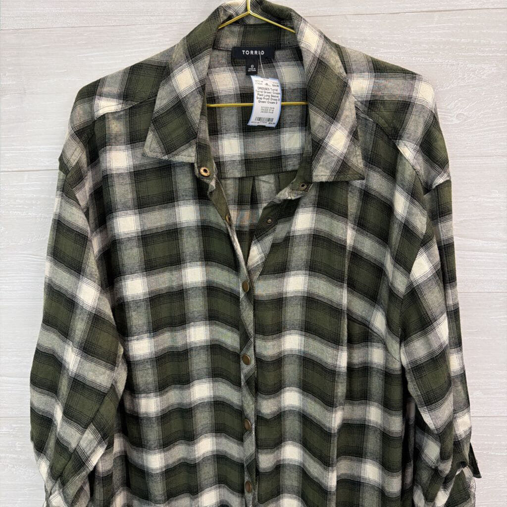 Torrid Green/ Cream Plaid Long Sleeve Snap Front Dress 0