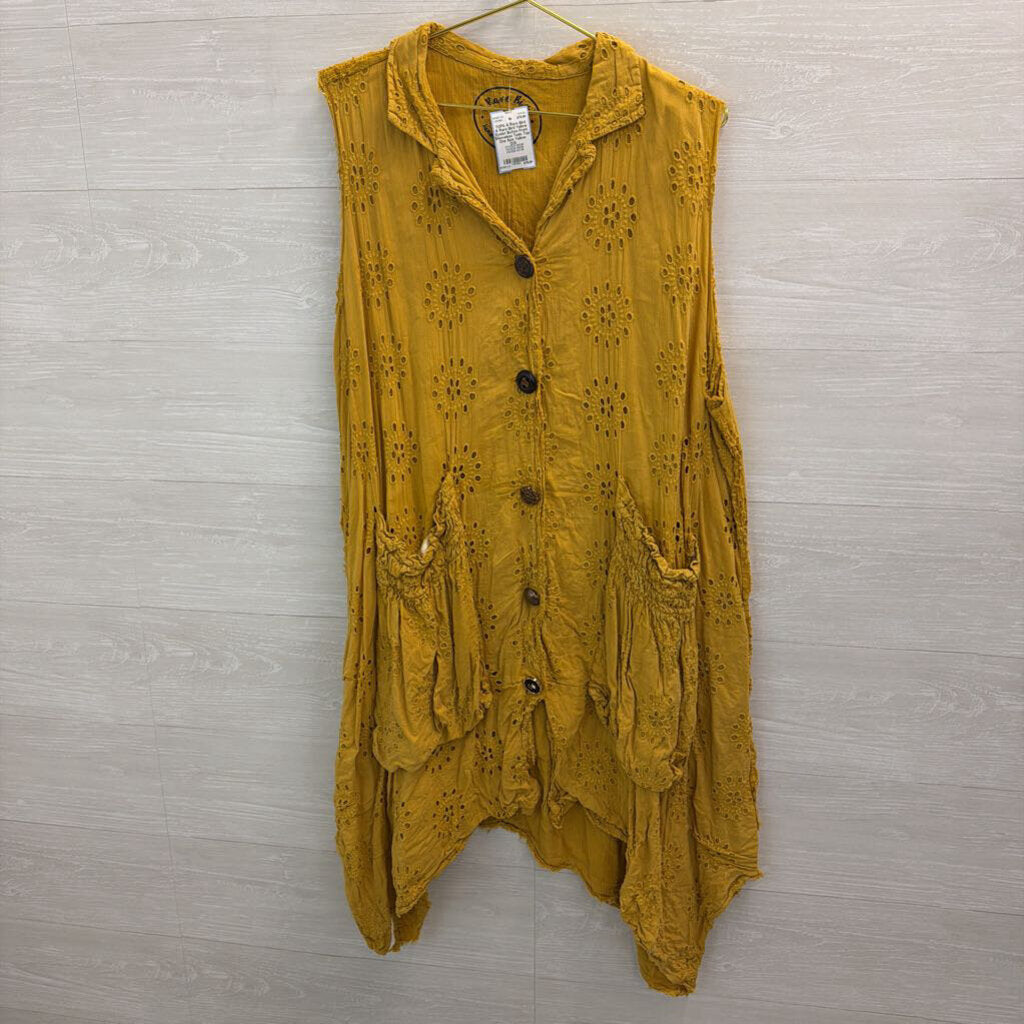 A Rare Bird Yellow Eyelet Button Front Sleeveless Tunic Top One Size