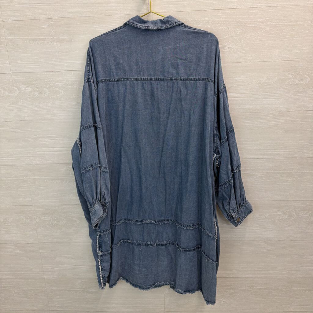 Easel Blue Chambray Distressed Edging Long Sleeve Button Down Dress Large
