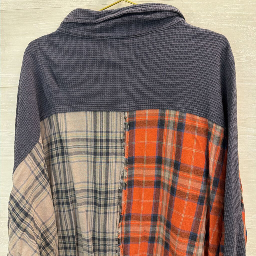 Oli and Hali Blue/ Multi Color Block Plaid Long Sleeve Top M/L