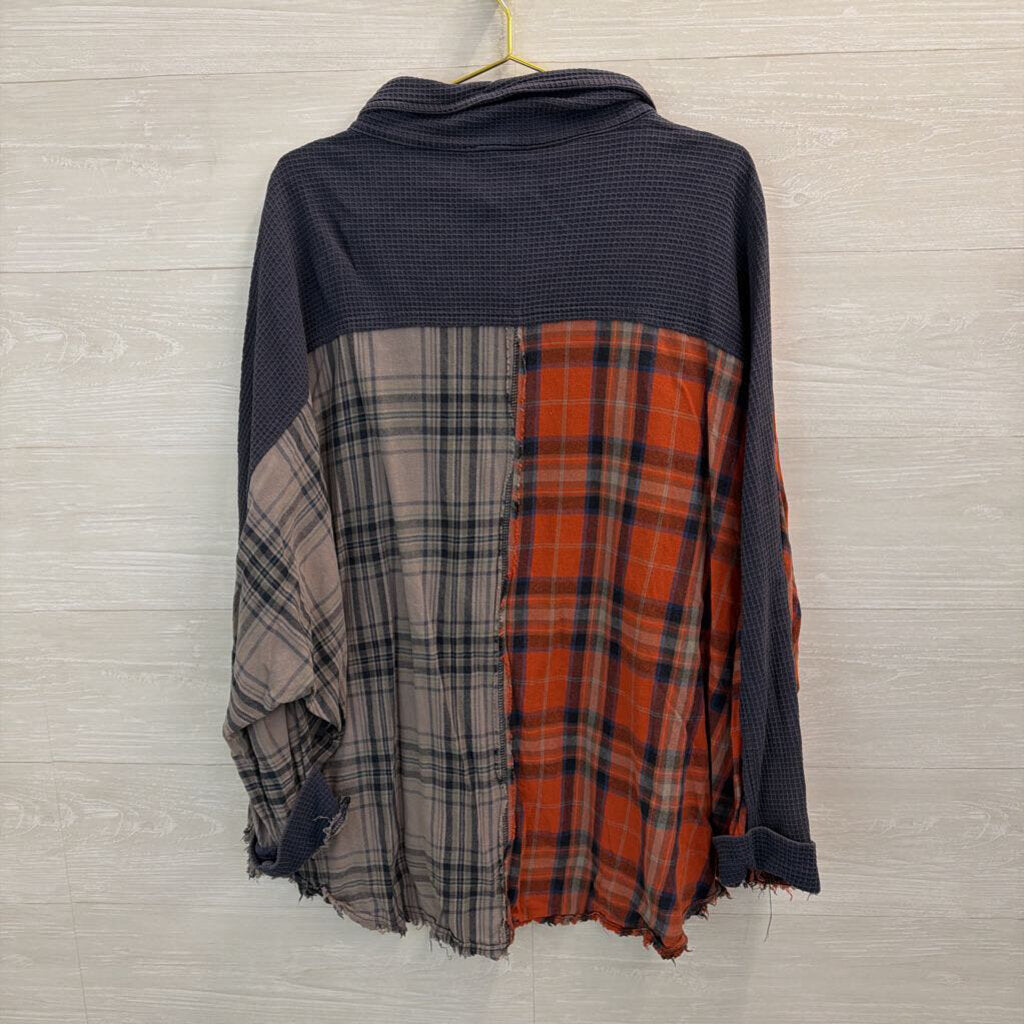 Oli and Hali Blue/ Multi Color Block Plaid Long Sleeve Top M/L