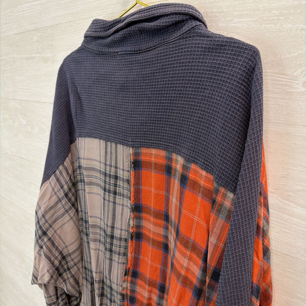 Oli and Hali Blue/ Multi Color Block Plaid Long Sleeve Top M/L