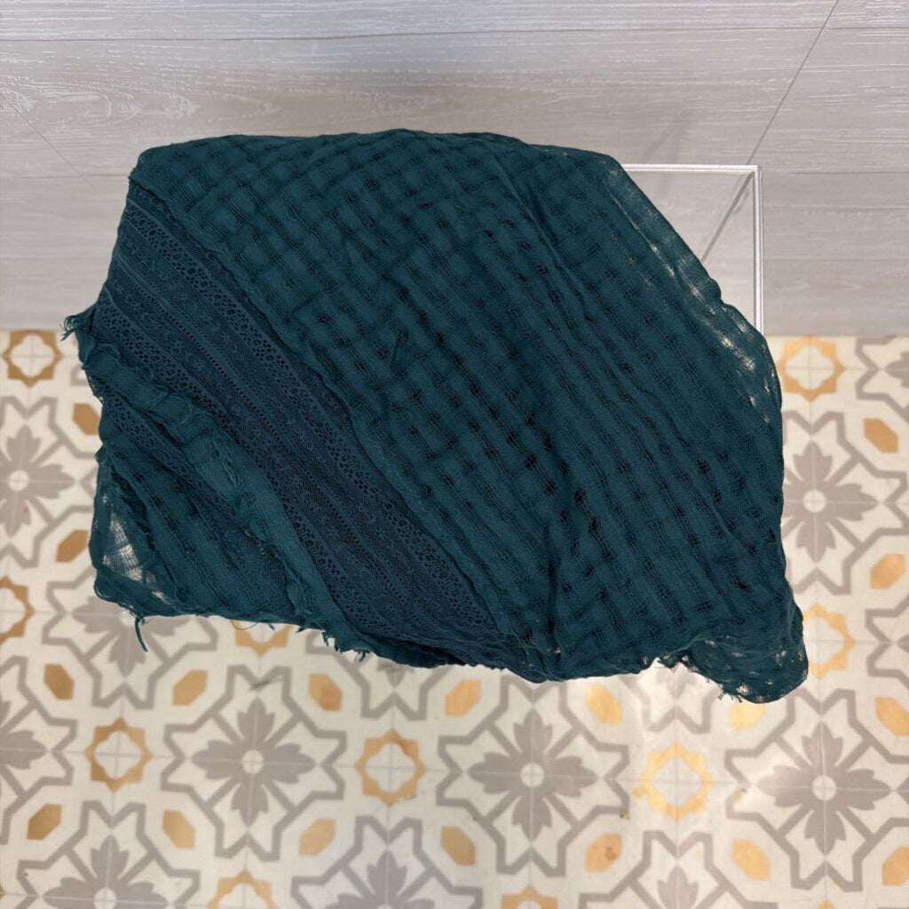 Green Gauzy Lightweight Scarf