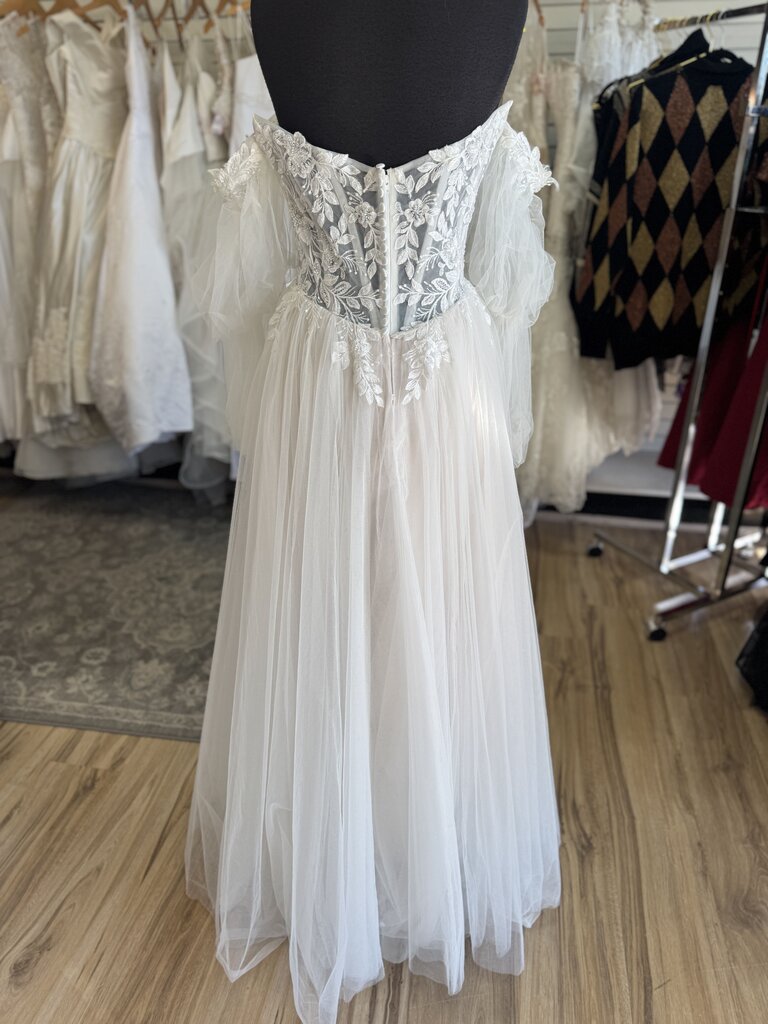 Stella York Beaded Lace Top Long Off Shoulder Sleeve Bridal Gown 18