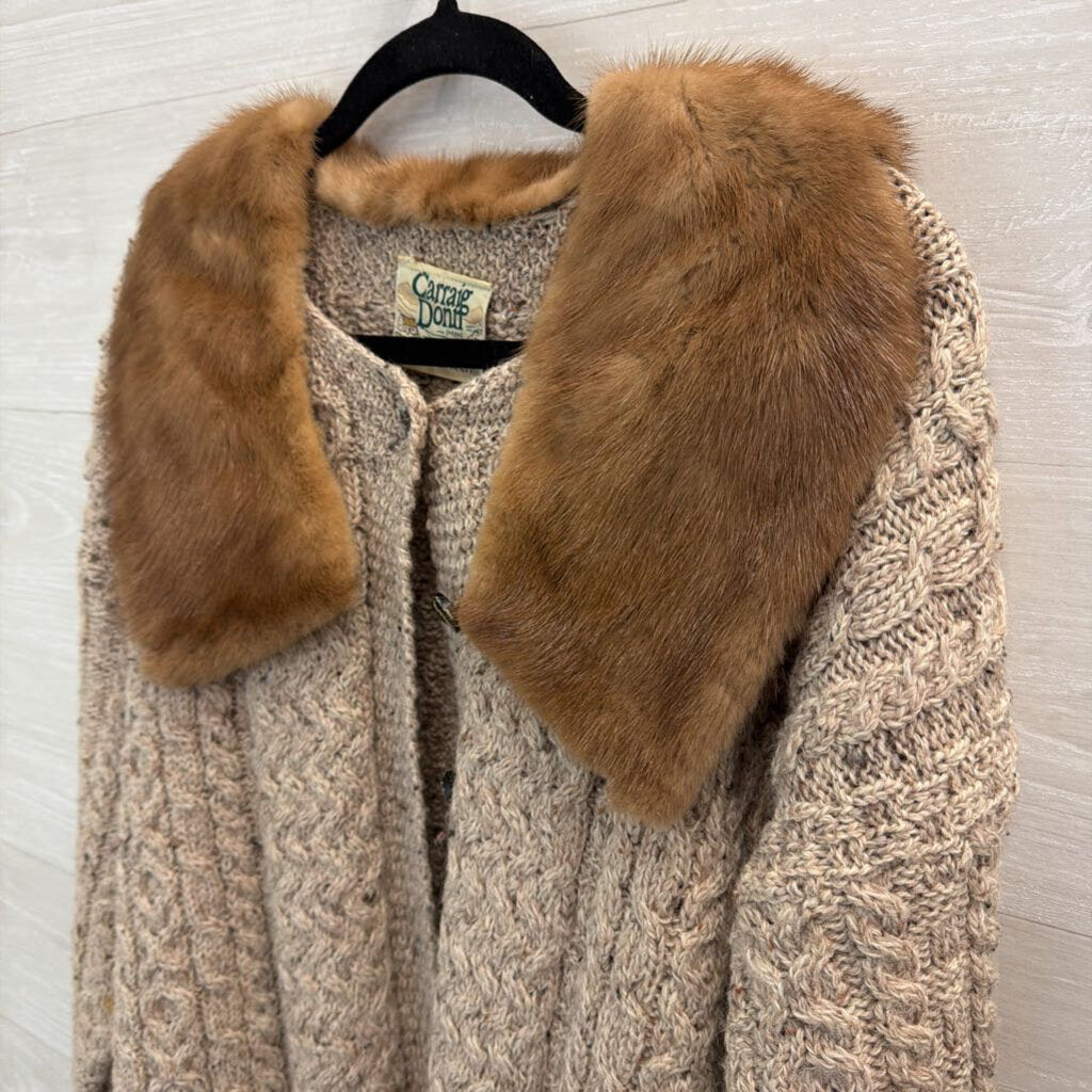 Vintage Carraig Donn 100% Pure New Wool Brown Cable Knit Fur Collar Cardigan Sweater Large