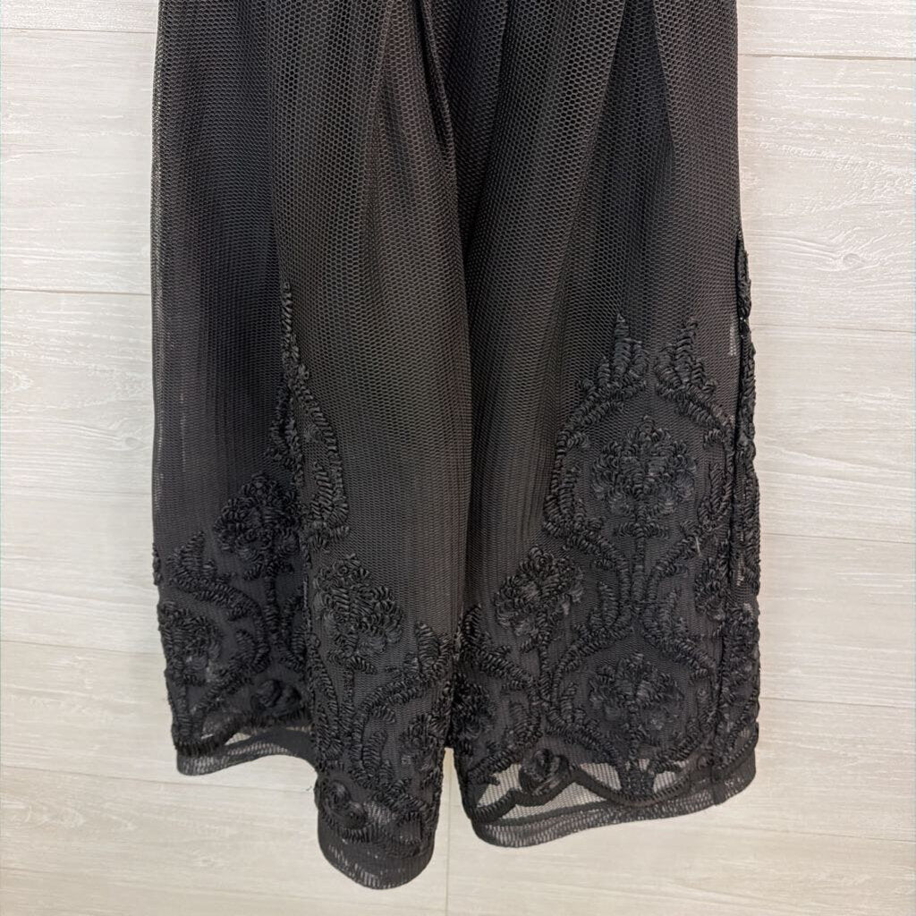 Gracia Black Short Sleeve Textured Midi Dress Small