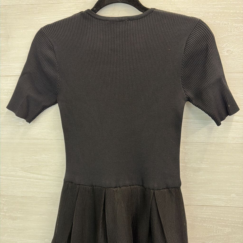 Gracia Black Short Sleeve Textured Midi Dress Small