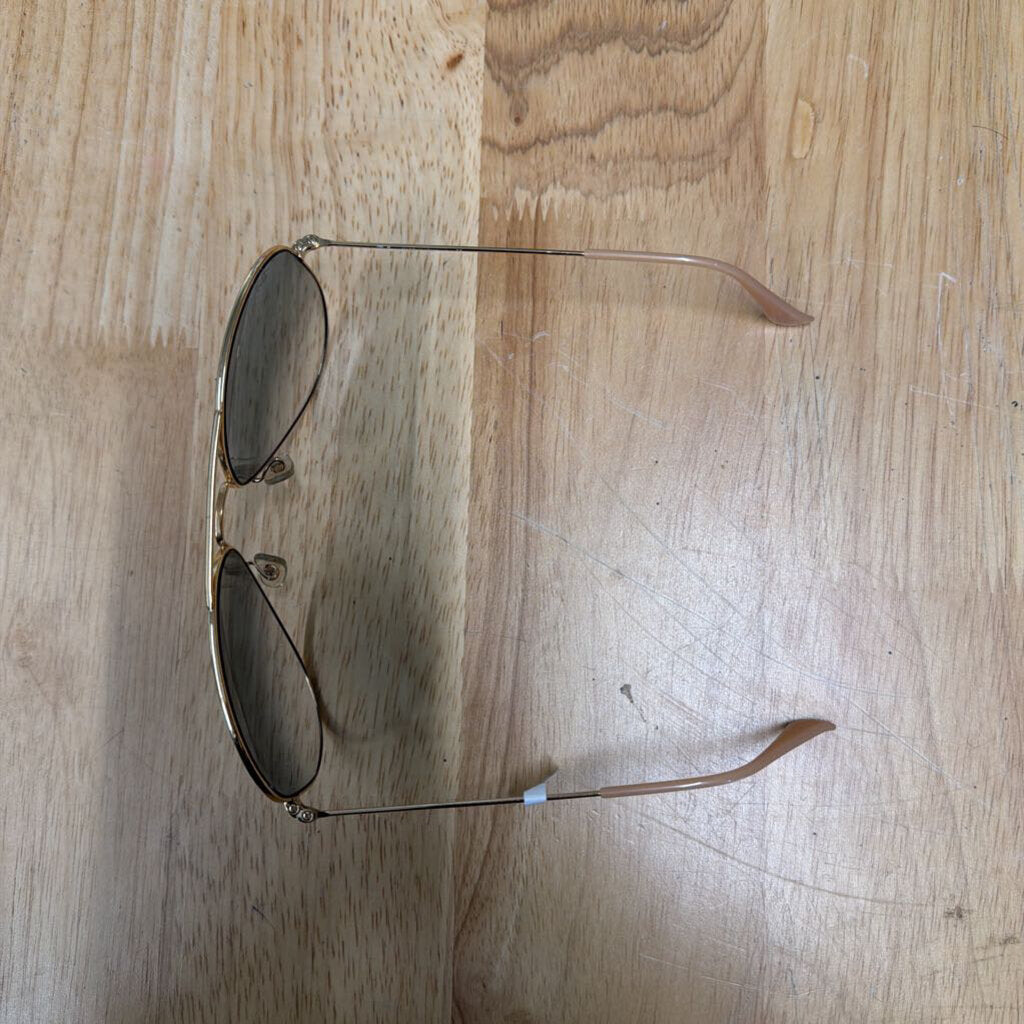 Ray Ban RB3025 Aviator Sunglasses